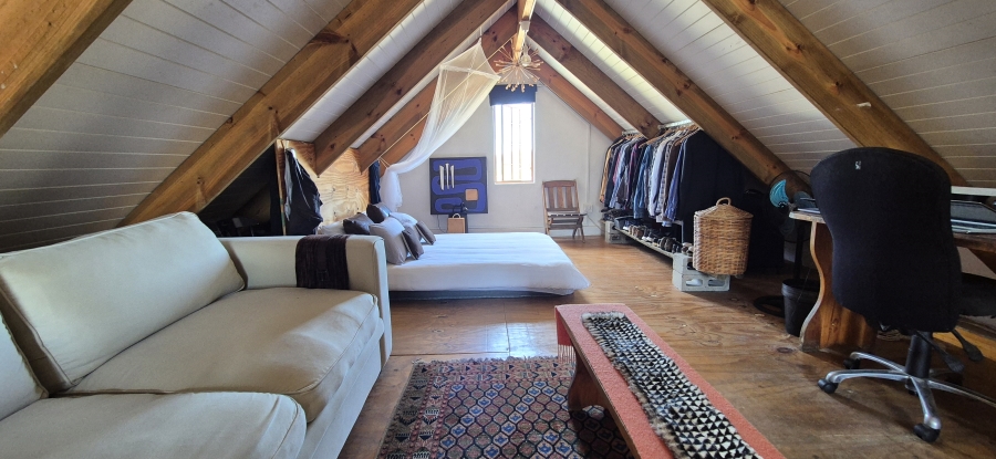 5 Bedroom Property for Sale in Cape Farms Western Cape